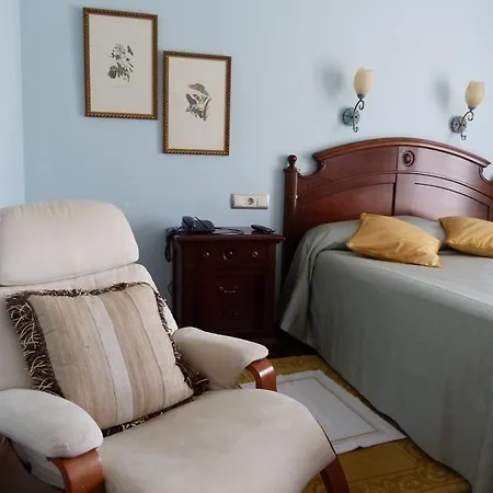 Esther La Virgen de la Vega