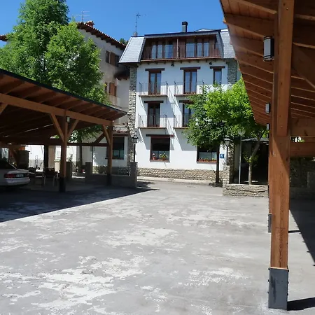 Esther 3* La Virgen de la Vega