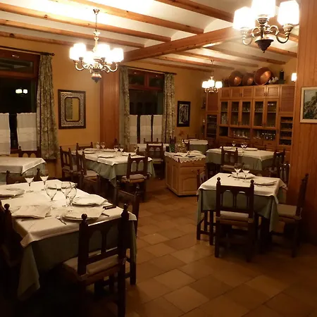 Esther La Virgen de la Vega