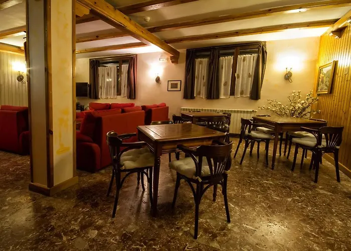 Hotel Esther La Virgen de la Vega