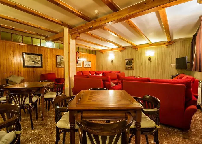 Esther 3* La Virgen de la Vega