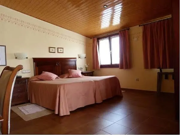 Esther Hotel La Virgen de la Vega