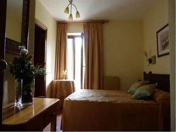 Esther 3* La Virgen de la Vega